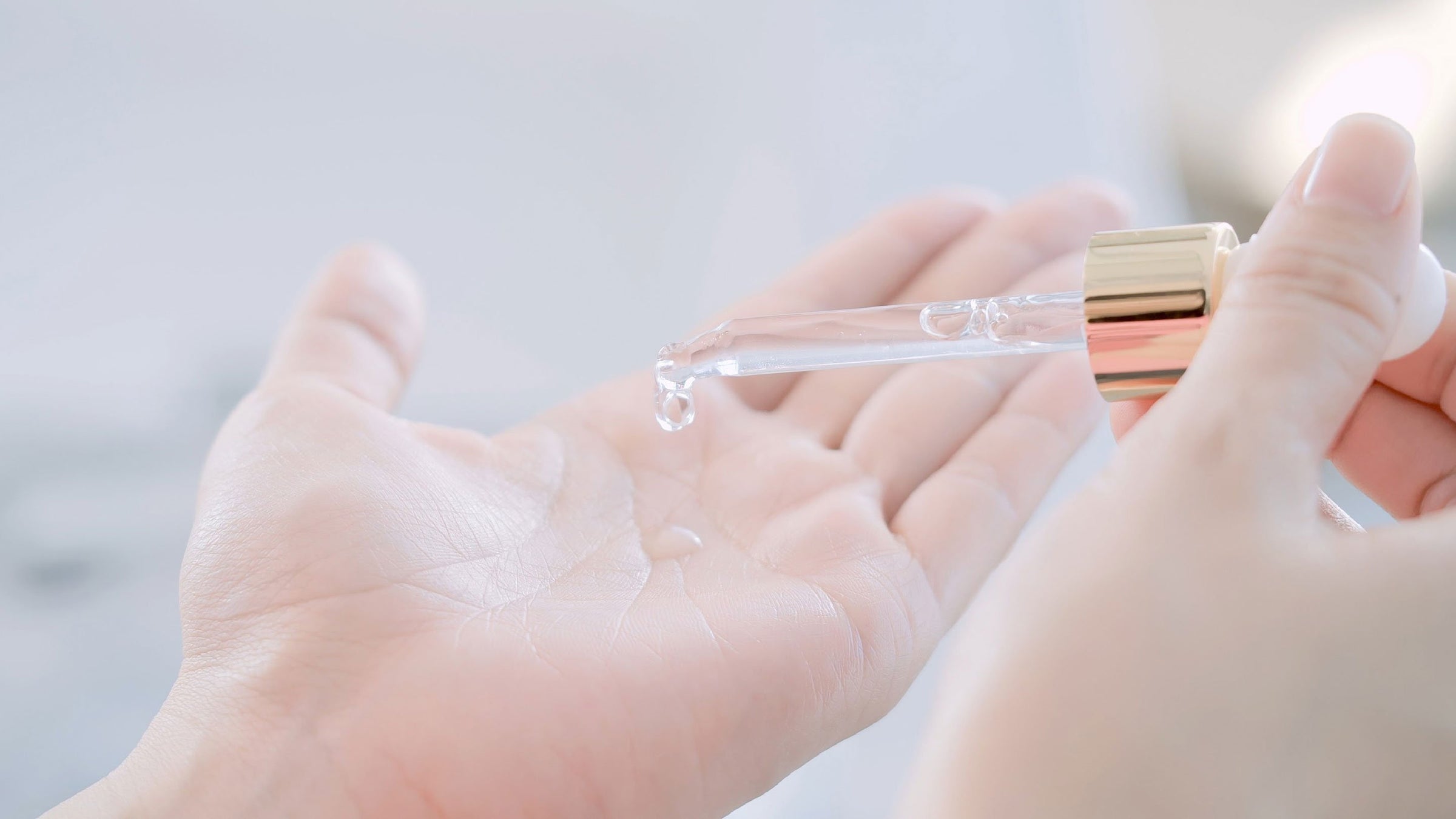 iS CLINICAL Daytime Skincare Routine