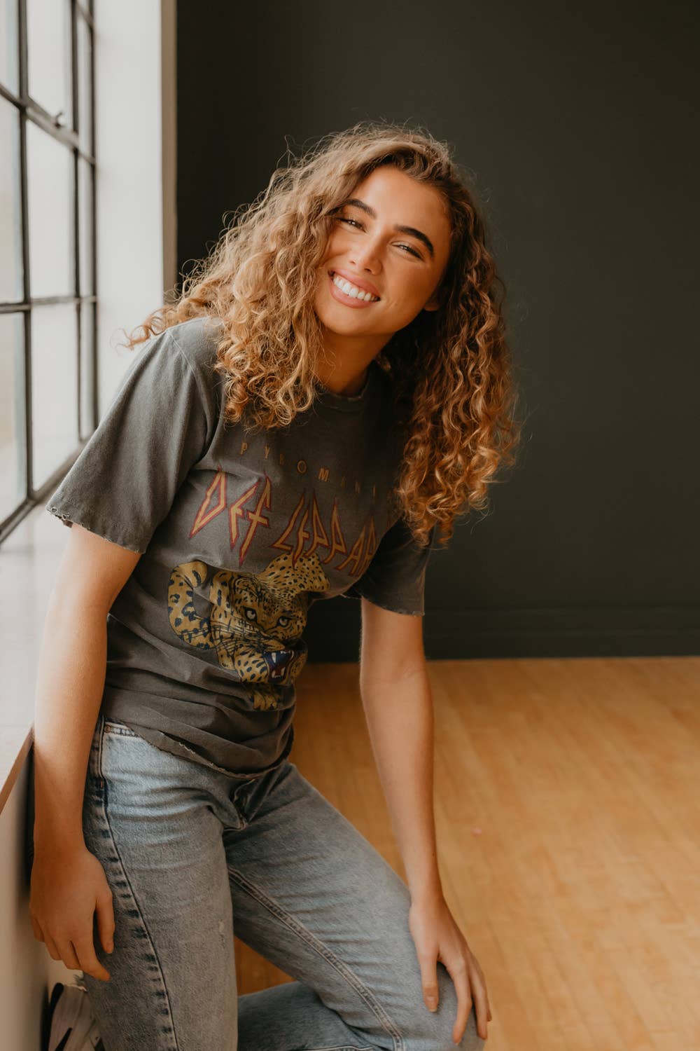 Def Leppard Sunkissed Boyfriend Tee: S